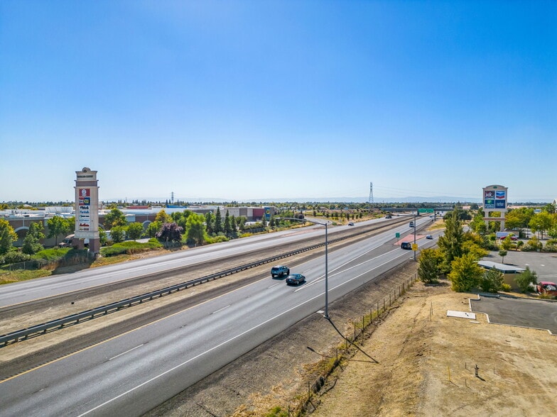 More Photos Of 2120 Freeway Dr, Woodland Land For Sale