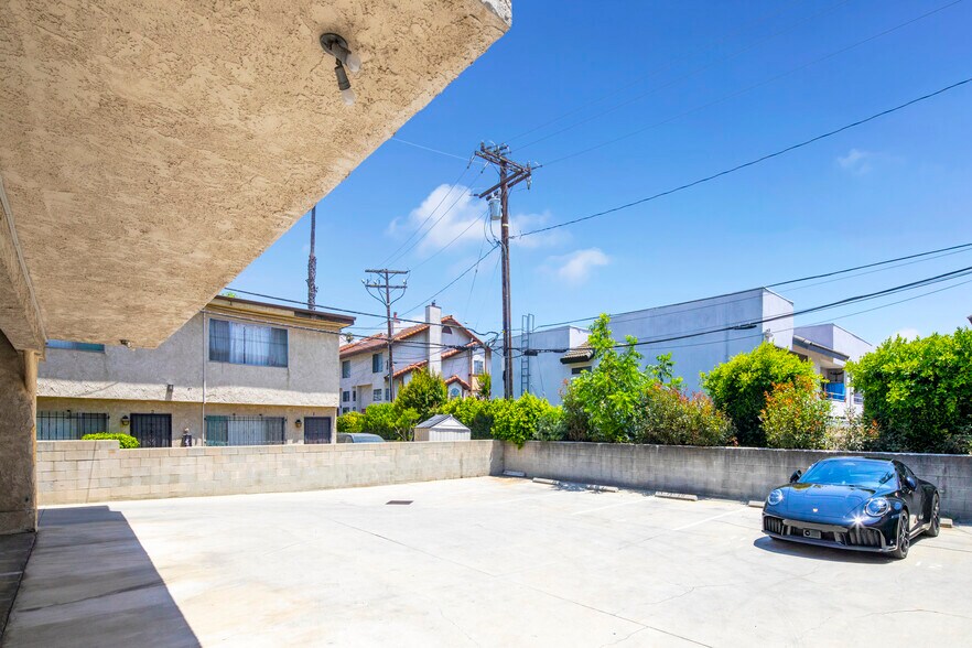 More Photos Of 2212 Larch St, Alhambra Apartments For Sale