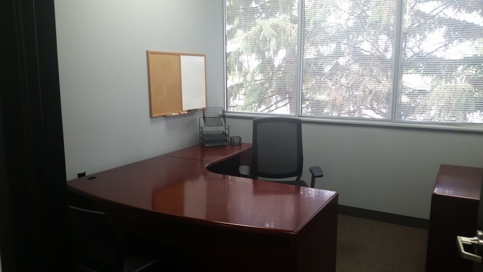 More Photos Of 811 Manning Rd NE, Calgary Office For Lease