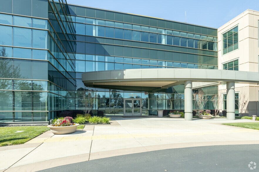 More Photos Of 11971 Foundation Pl, Gold River Office For Lease