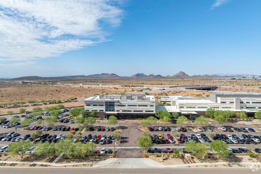 More Photos Of 33300 N 32nd Ave, Phoenix Medical For Lease