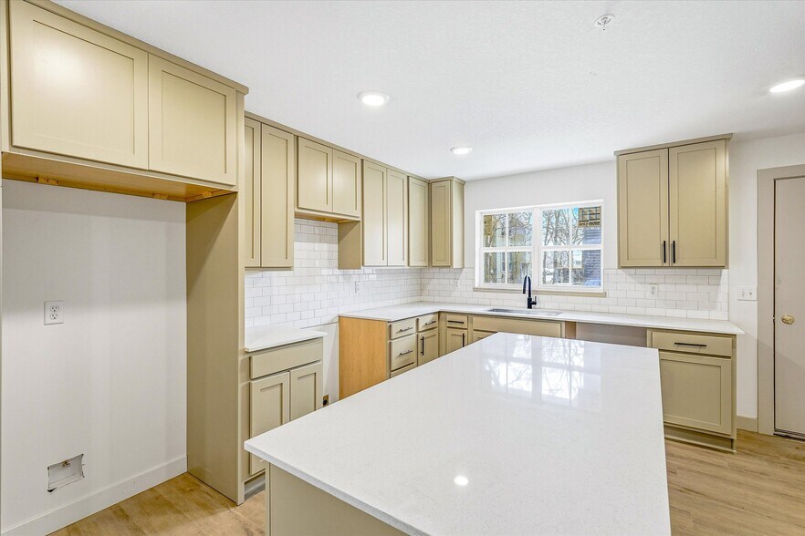 More Photos Of 815 6th St SE, Minneapolis Land For Sale