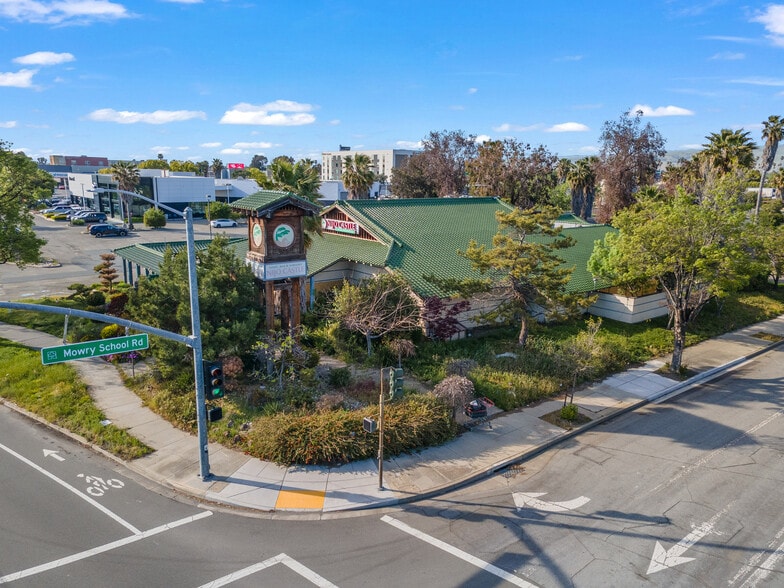 More Photos Of 39888 Balentine Dr, Newark Restaurant For Sale