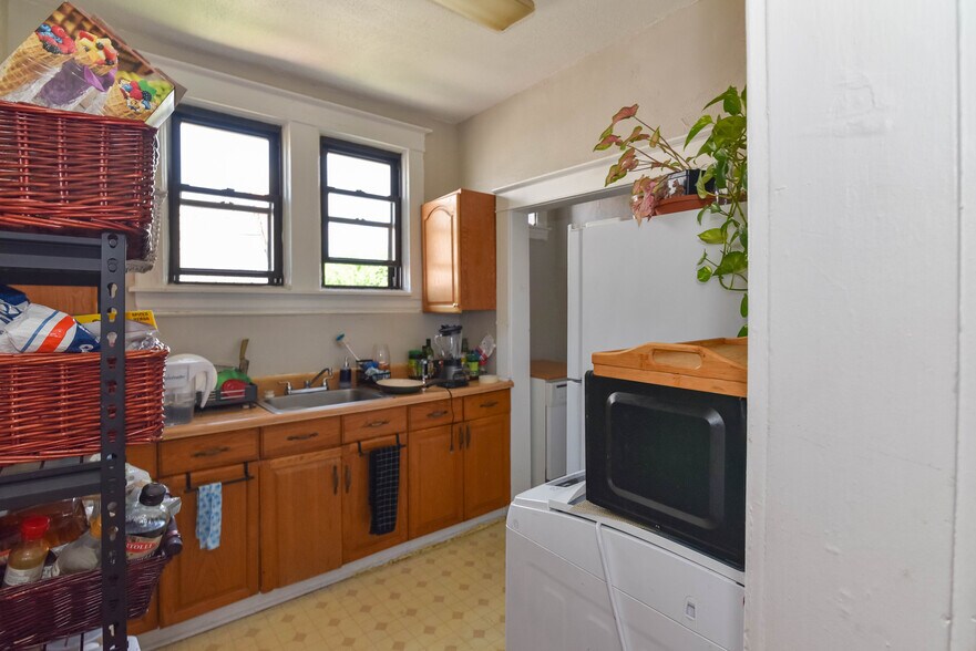 More Photos Of 2107-2111 Park Ave, Baltimore Apartments For Sale