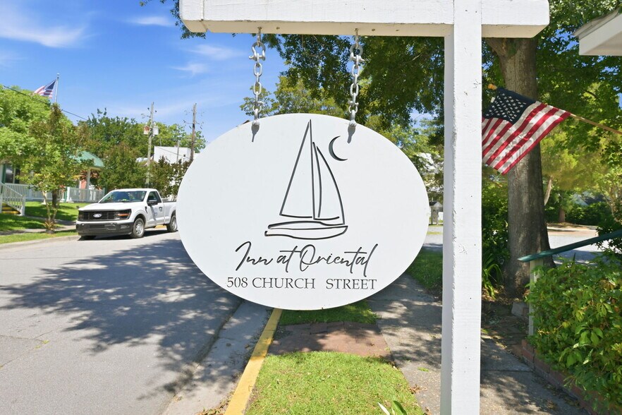 More Photos Of 508 Church St, Oriental Hospitality For Sale