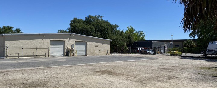 More Photos Of 4496 35th St, Orlando Light Manufacturing For Lease