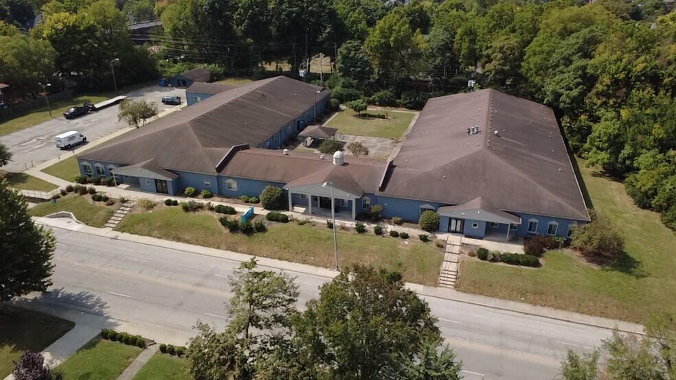 Primary Photo Of 3630 Central Ave, Indianapolis Medical For Sale