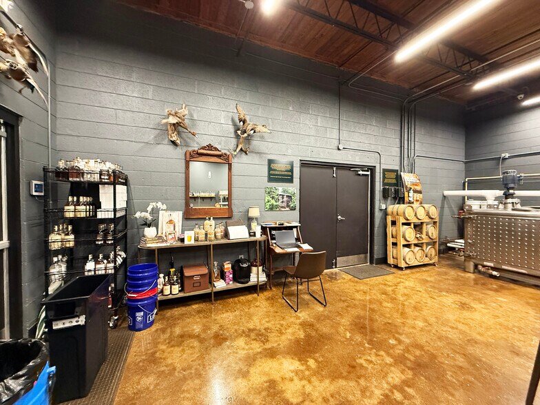 More Photos Of 314 Smith Ave, Thomasville Restaurant For Sale