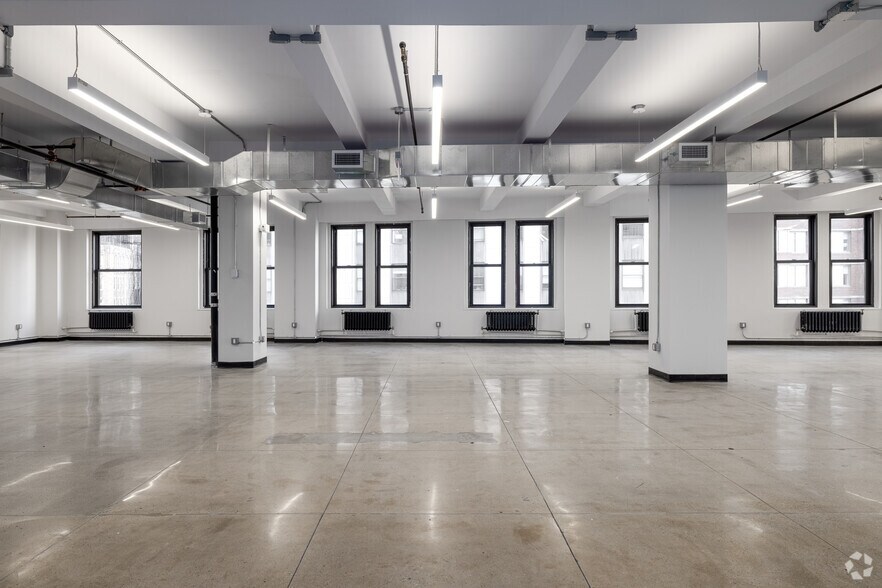 More Photos Of 111 John St, New York Office For Lease