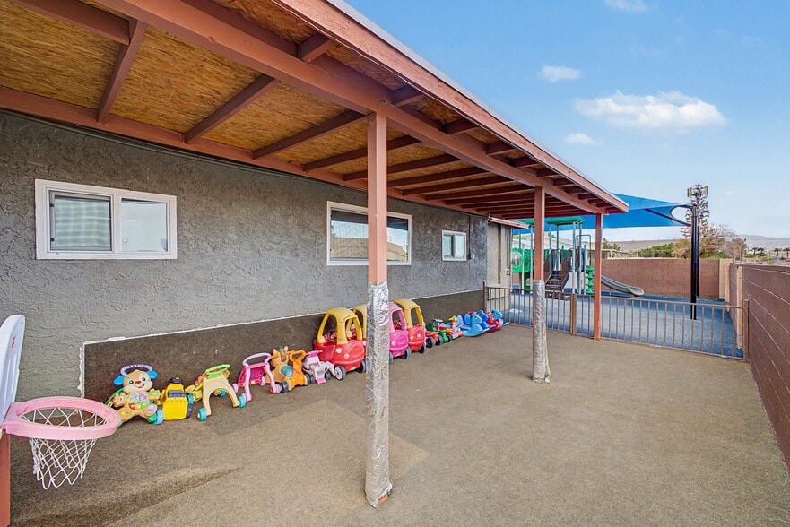 More Photos Of 3700 Vegas Dr, Las Vegas Daycare Center For Sale