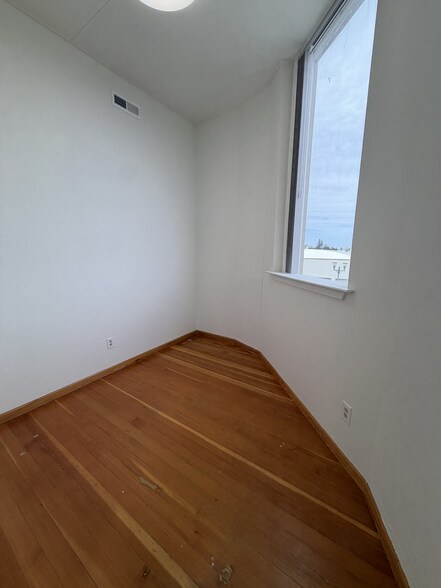 More Photos Of 55 Alder St NW, Ephrata Office For Lease