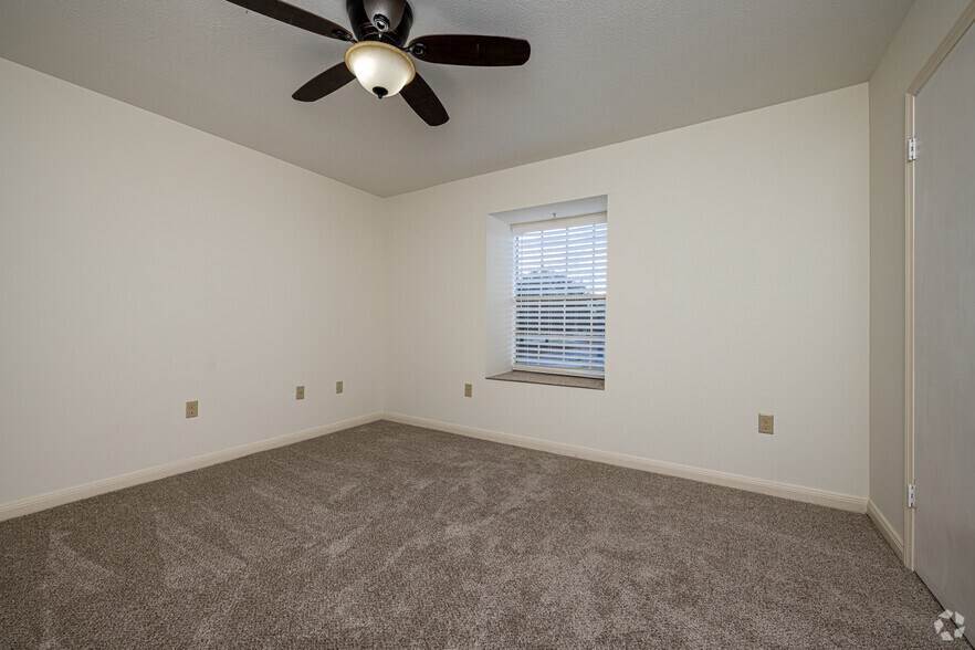 More Photos Of 6564 Fleur De Lis Dr, New Orleans Apartments For Sale