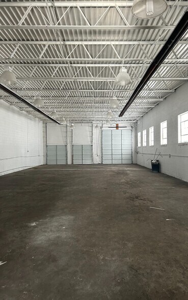 More Photos Of 36148-36154 Ecorse Rd, Romulus Warehouse For Sale