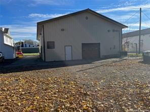 More Photos Of 75 Lebanon Ave, Colchester Freestanding For Sale