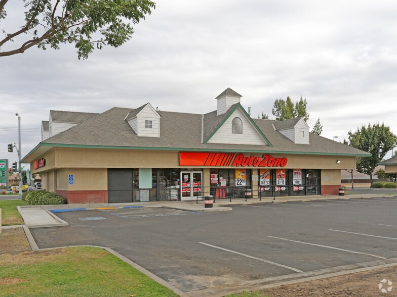More Photos Of 4542-4578 N 1st St, Fresno Unknown For Lease