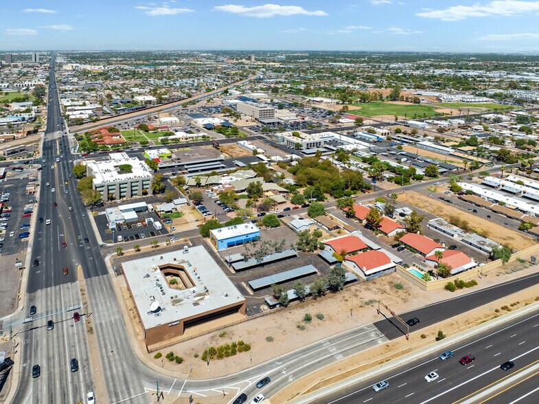 More Photos Of 4117 N 17th St, Phoenix Office For Sale