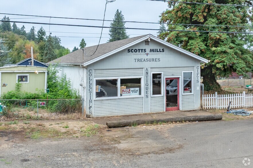 Primary Photo Of 380 Grandview Ave, Scotts Mills General Retail For Lease