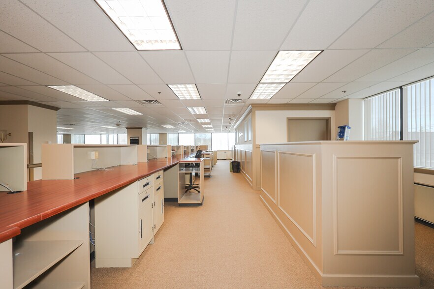 More Photos Of 30 Temple St, Nashua Office For Lease