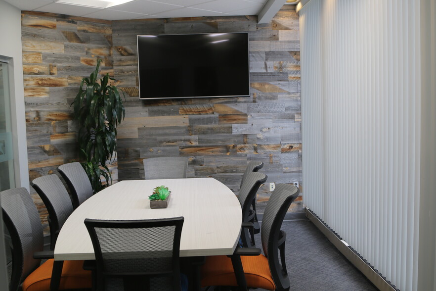 More Photos Of 1190 Winterson Rd, Linthicum Coworking Space