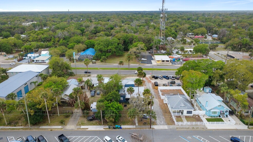 More Photos Of 324 N Orange St, New Smyrna Beach Multifamily For Sale