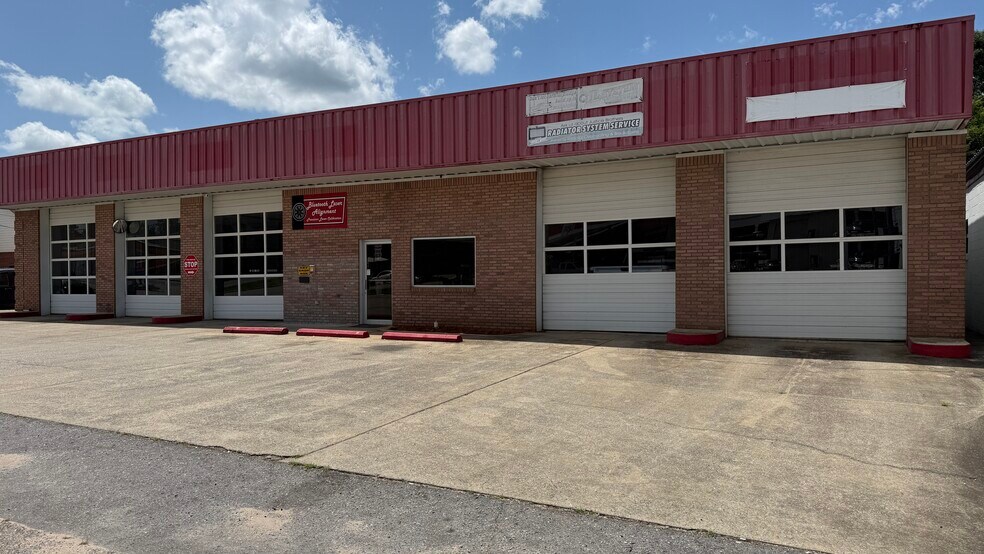 Primary Photo Of 3919 Highway 25, Montevallo Service For Sale