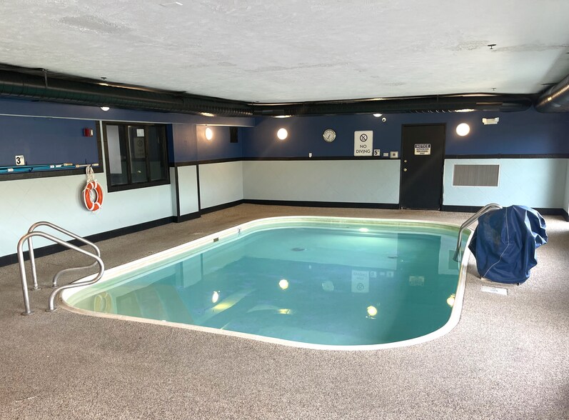 More Photos Of 225 N 50th St, Lincoln Hotel For Sale