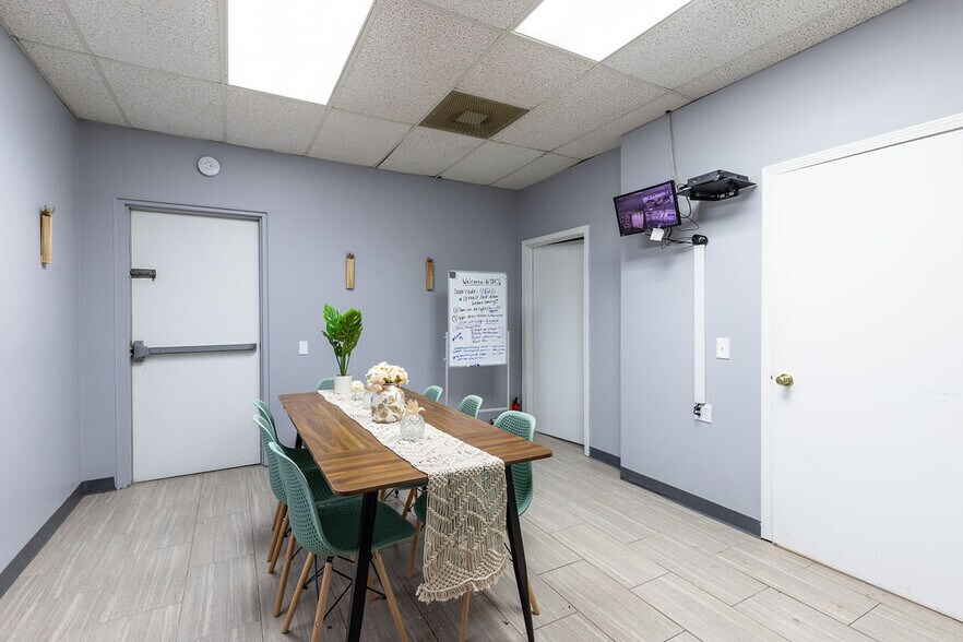 More Photos Of 6640 Lincoln Ave, Lockport Freestanding For Sale