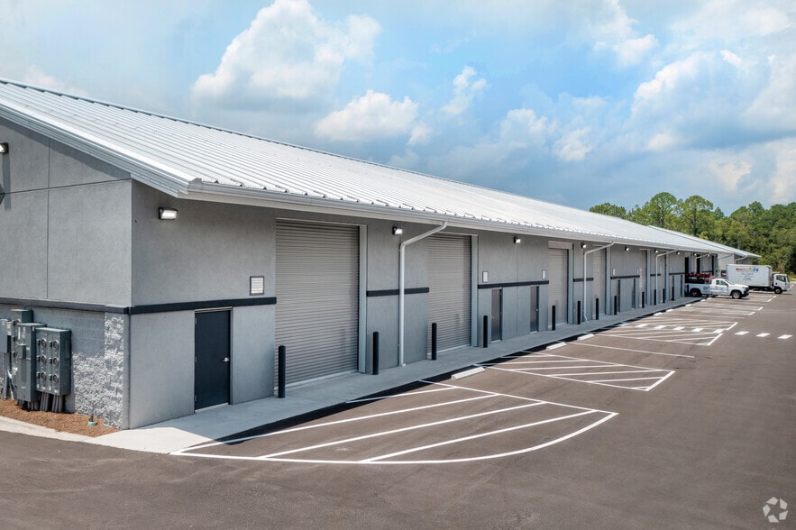 More Photos Of 400 Sterling Plaza Dr, Ponte Vedra Warehouse For Lease