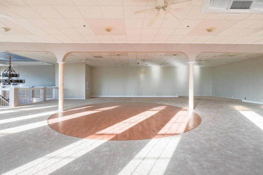 More Photos Of 102 W Main St, Shawnee Lodge Meeting Hall For Sale