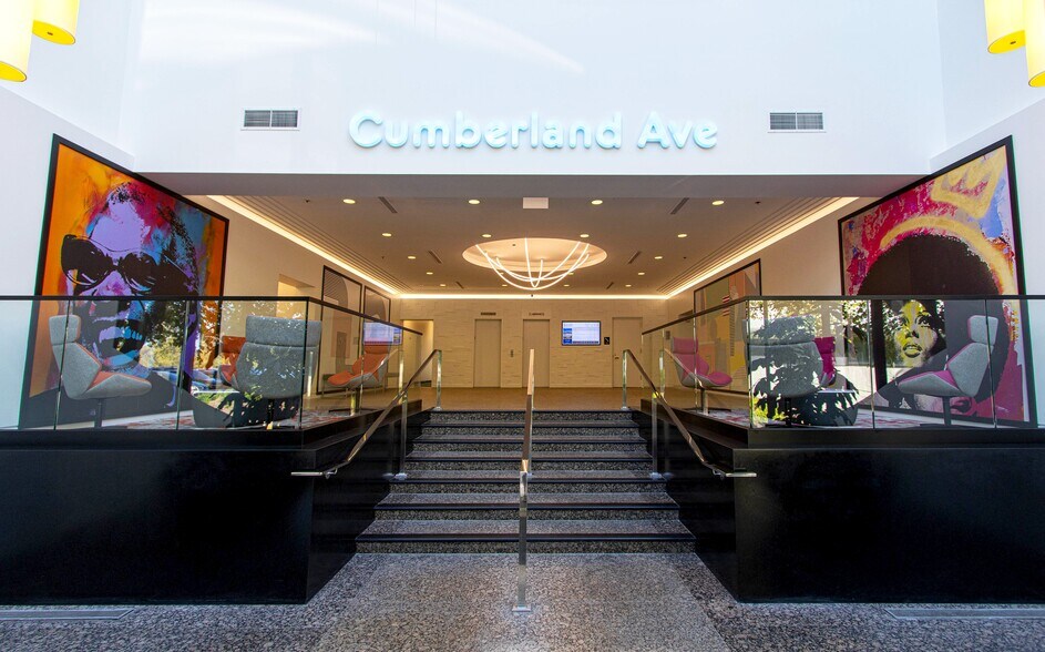 More Photos Of 5440 N Cumberland Ave, Chicago Office For Lease