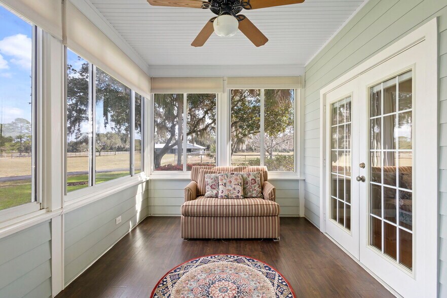 More Photos Of 42554 Maggie Jones Rd, Paisley Horse Stables For Sale