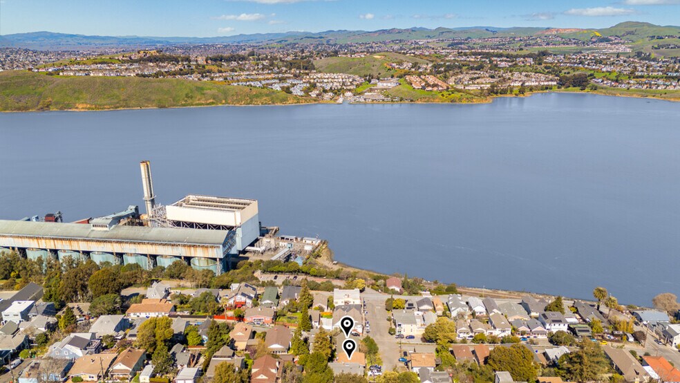 More Photos Of 503 Winslow St, Crockett Apartments For Sale