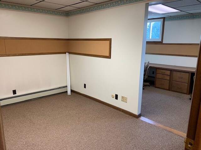 More Photos Of 709 Caldwell ave, Portage Office For Lease