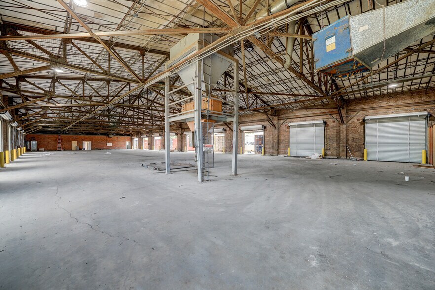 More Photos Of 14830 Talcott St, Houston Warehouse For Sale