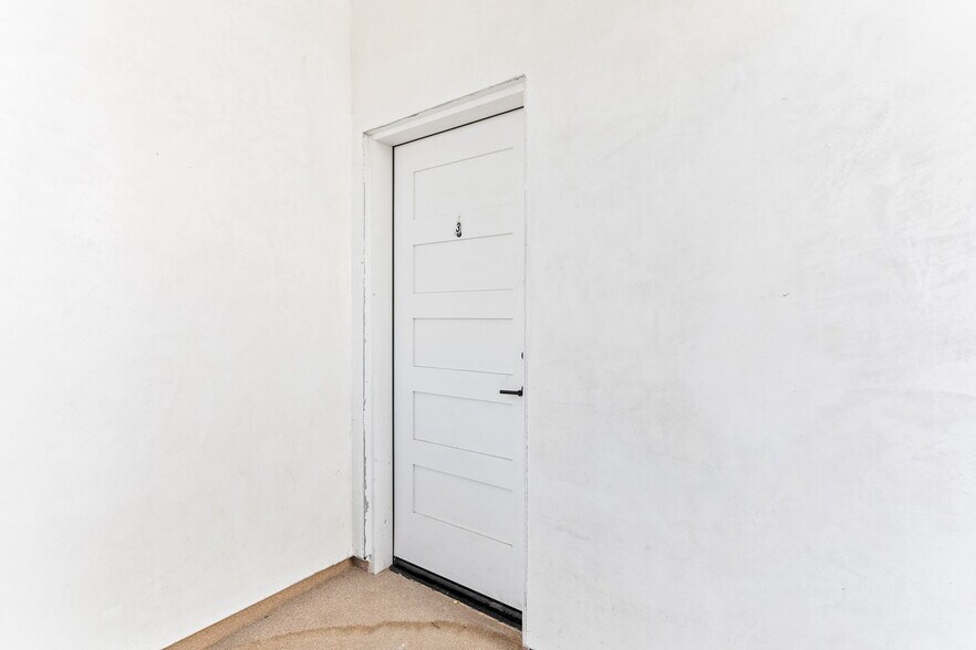 More Photos Of 21 Lalo Way, Tucson Multifamily For Sale