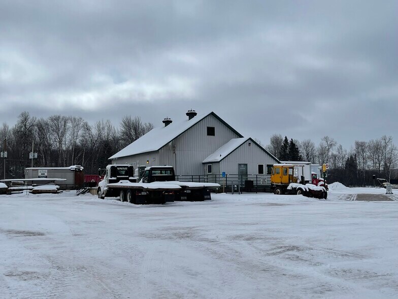 More Photos Of 100 Axle Dr, Caspian Service For Sale