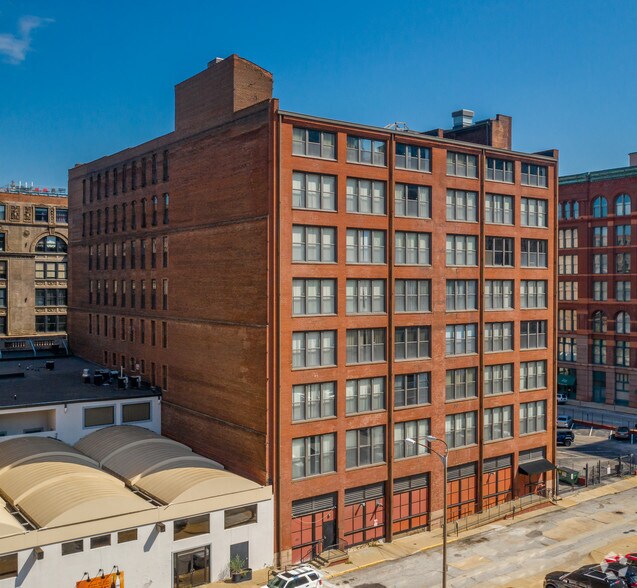 More Photos Of 1114-1116 Washington Ave, Saint Louis Apartments For Lease