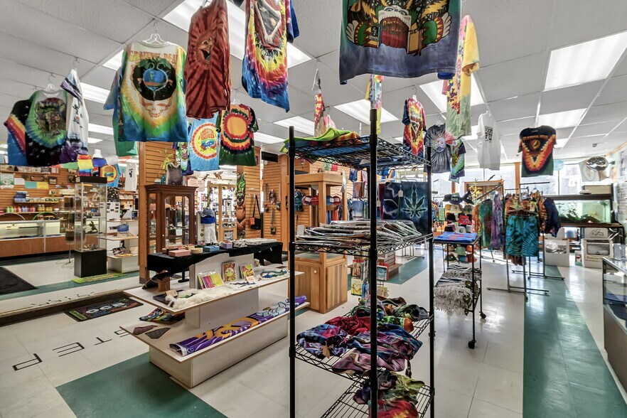 More Photos Of 1172-1176 Hertel Ave, Buffalo Storefront Retail Residential For Sale