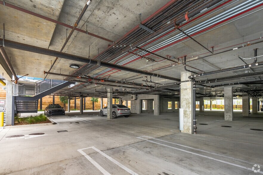 More Photos Of 330 S Cedros Ave, Solana Beach Apartments For Lease