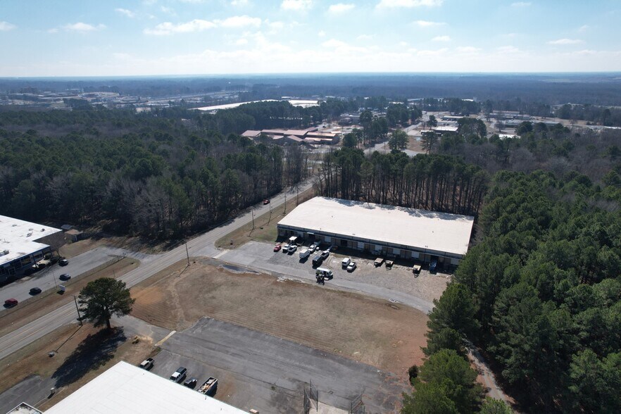 More Photos Of 1000 N Redmond Rd, Jacksonville Warehouse For Sale
