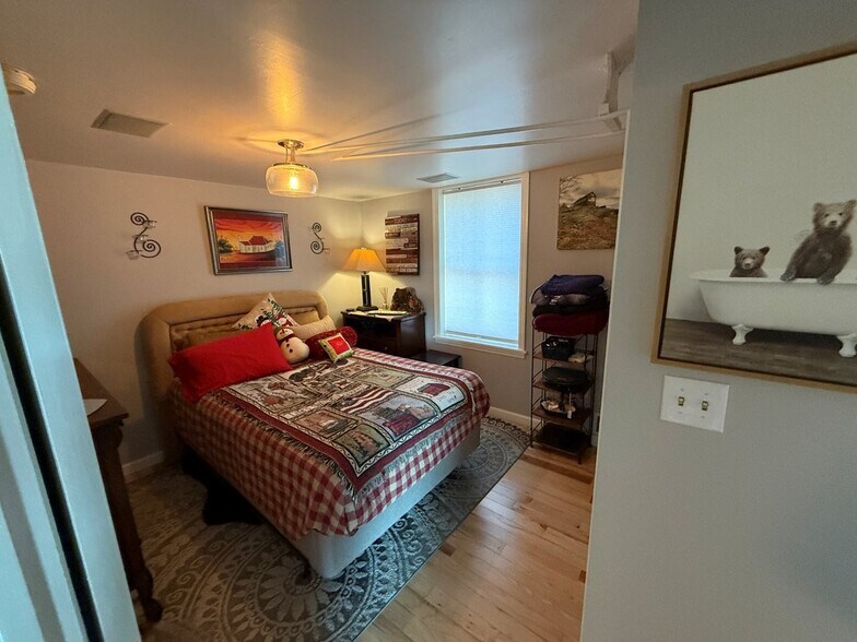 More Photos Of 696 Kent Rd, Gaylordsville Storefront Retail Residential For Sale
