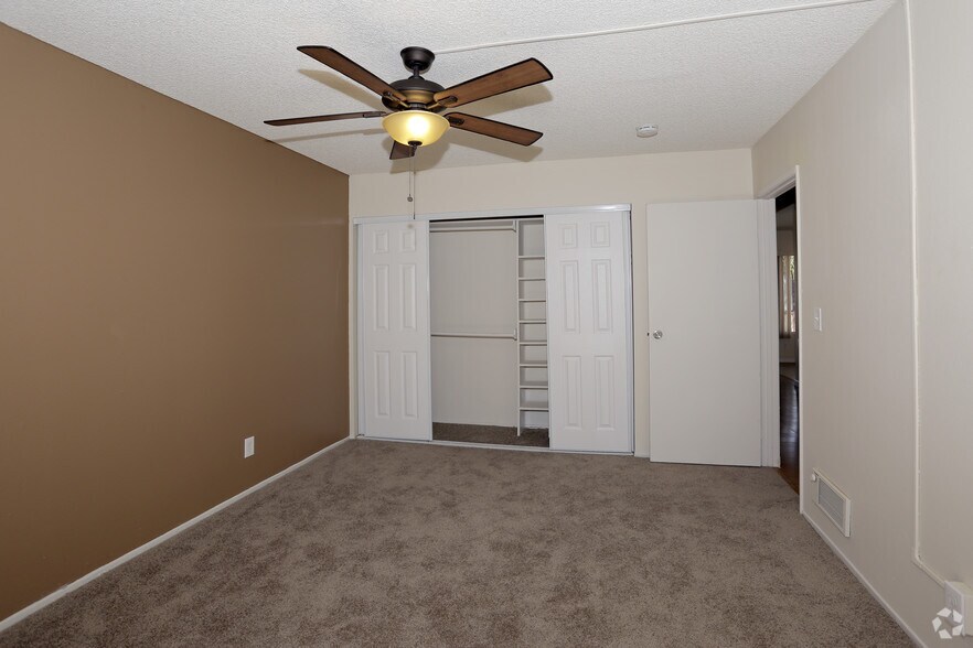 More Photos Of 909 S Sunshine Ave, El Cajon Apartments For Sale