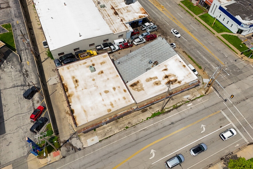 More Photos Of 1016-1020 N 10th St, Kansas City Light Distribution For Sale