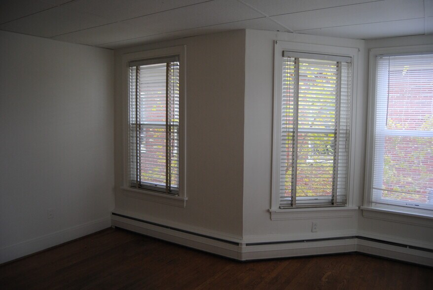 More Photos Of 711 Oak Hill Ave, Hagerstown Apartments For Sale