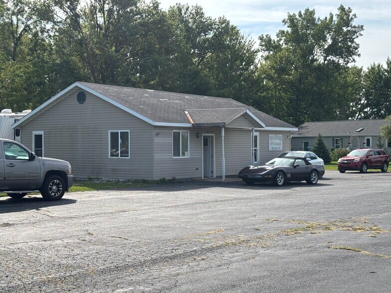 More Photos Of 1357 Spring St, Saint Marys Specialty For Sale