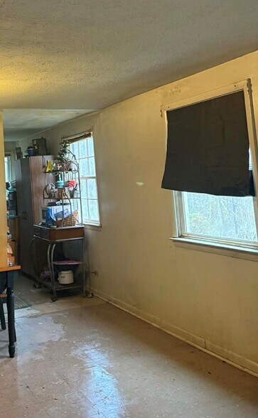 More Photos Of 105 State Sq, Cumberland Multifamily For Sale