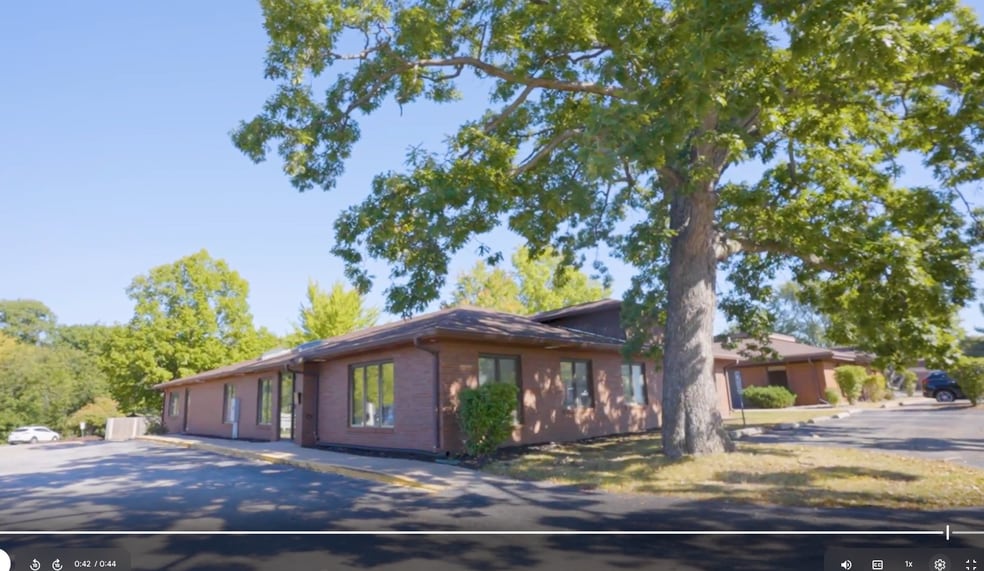 Primary Photo Of 608 35th Ave, Moline Medical For Sale