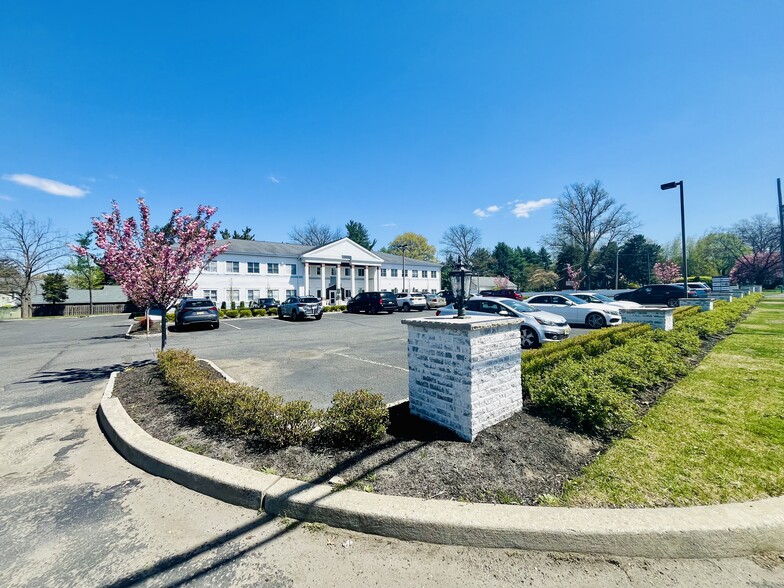 Primary Photo Of 239 Prospect Plains Rd, Monroe Township Medical For Lease