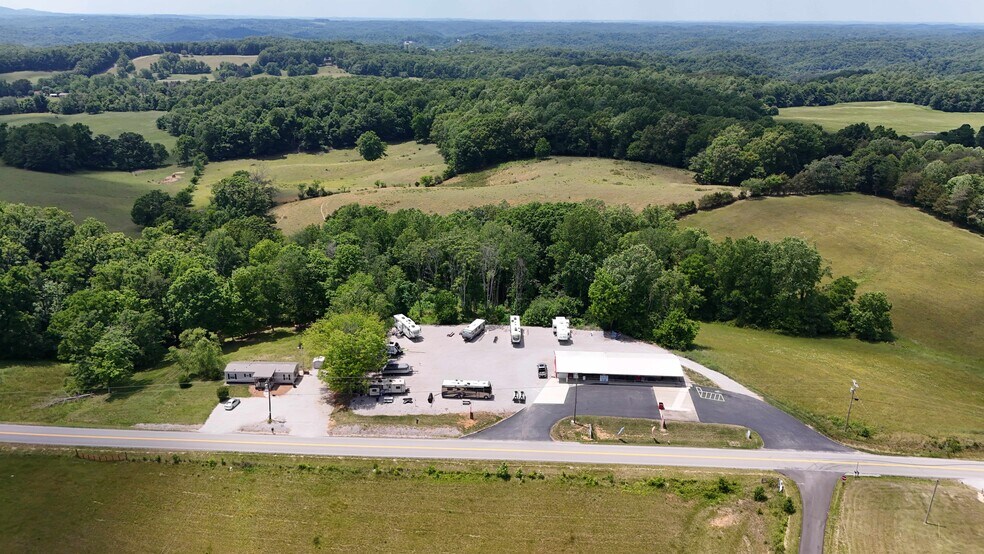 More Photos Of 2806 State Park Rd, Burkesville Freestanding For Sale