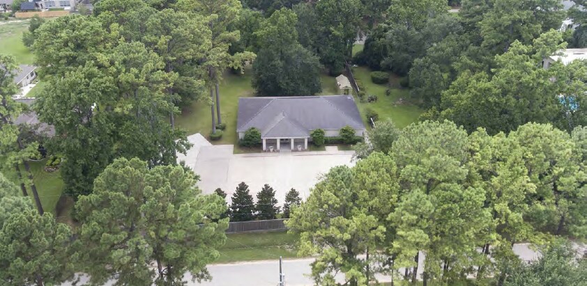 More Photos Of 13661 Vermarion Rd, Houston Medical For Lease